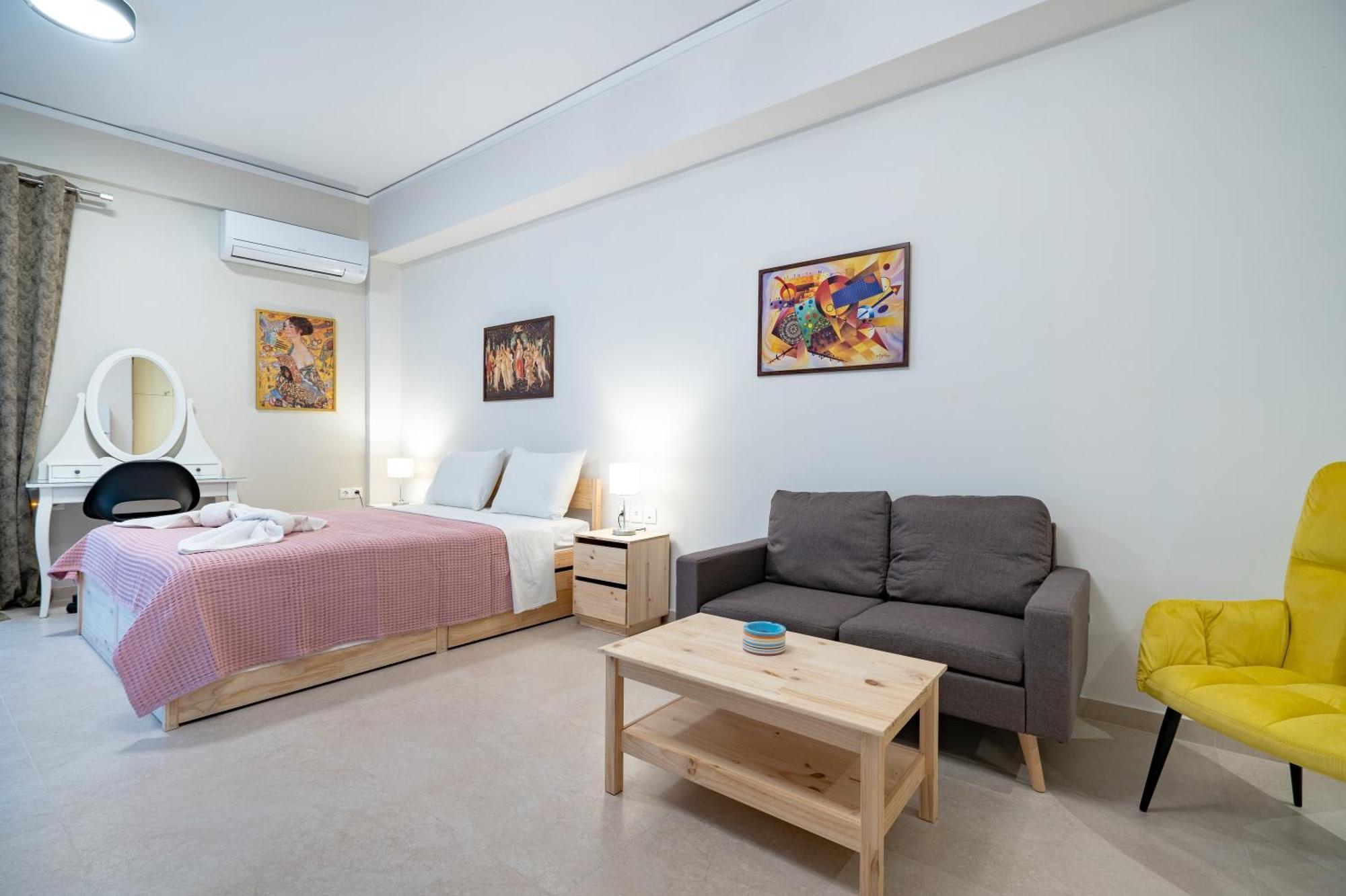 Comfy With Private Terrace By Mps Apartment